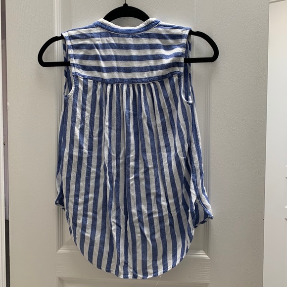 H&M | Blouse - Picture 2 of 3